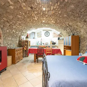 La Taverna Da Irene , Roe Italia